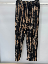 Load image into Gallery viewer, Malissa J ASH-48 Black/Gold Velvet Trousers – women’s luxury velvet trousers with elasticated waistband, straight-leg fit,and metallic shimmer, perfect for evening wear and special occasions.
