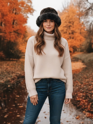 Malissa J GC20708 Swirl Faux Fur Hat – luxury women’s swirl faux fur bucket hat in brown tones with soft plush brim. Stylish and warm winter accessory for chic cold-weather outfits.