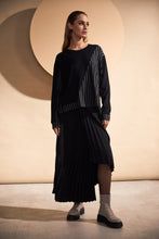 Load image into Gallery viewer, Sizes 8/10 &amp; 14 NAYA - NAW24 276 - PLEAT WRAP SKIRT
