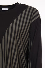 Load image into Gallery viewer, NAYA - NAW24 124  - STRIPE ANGLE TOP
