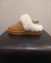 Load image into Gallery viewer, LUNAR - NEVIS TAN SLIPPER
