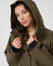 Load image into Gallery viewer, CREAM - RAILY RAINCOAT
