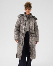 Load image into Gallery viewer, CREAM - GAIAGRO LONG PRINTED JACKET
