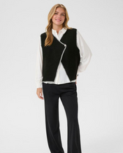 Load image into Gallery viewer, CREAM - TIMMIE KNIT VEST
