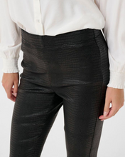 Load image into Gallery viewer, CREAM - TABEA WOVEN LEGGING
