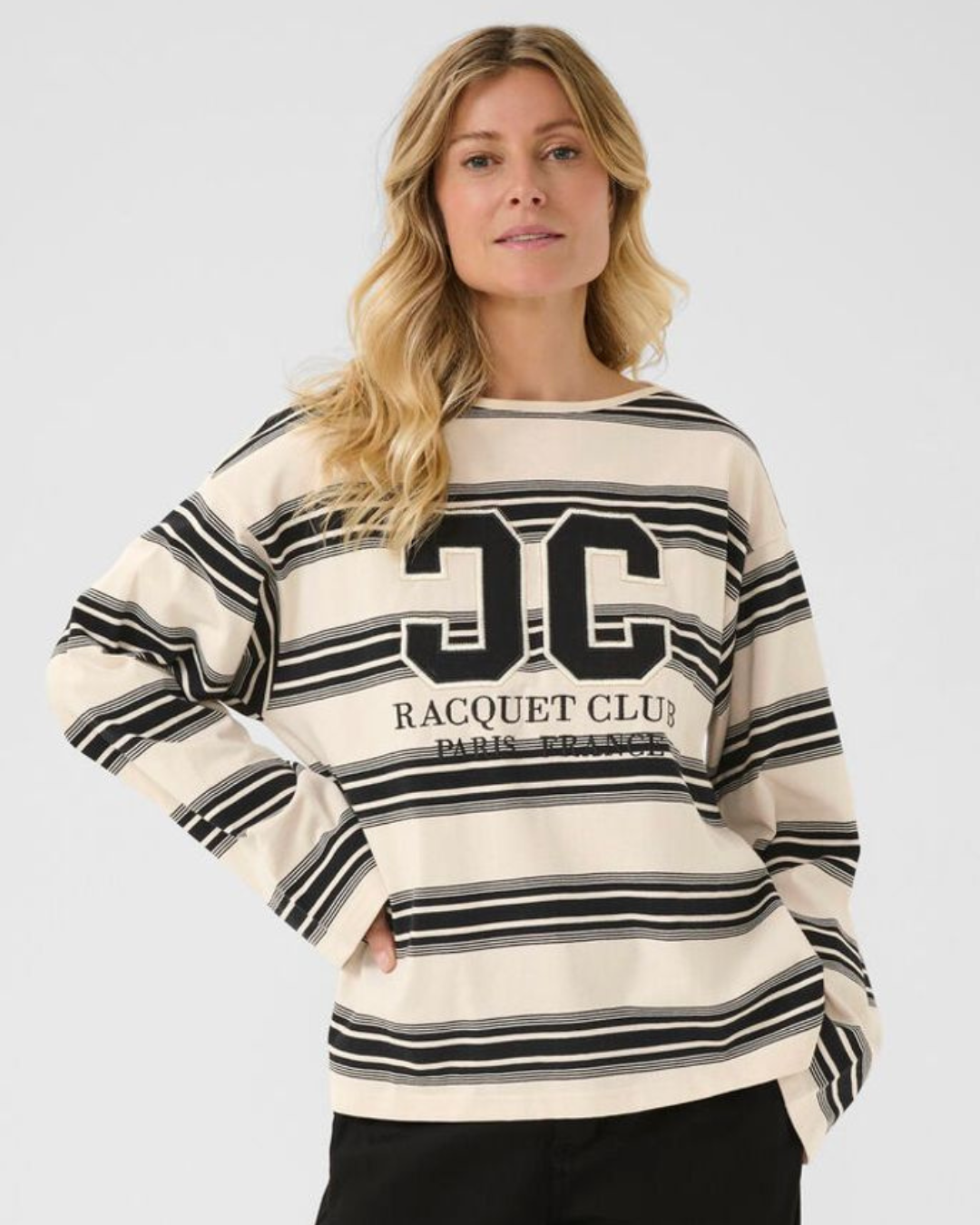 CREAM - CARMELL SWEATSHIRT