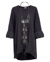 Load image into Gallery viewer, NAYA - NAW25 305 Tunic Top
