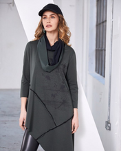 Load image into Gallery viewer, NAYA - NAW25 113 - Two Tone Neck Scarf
