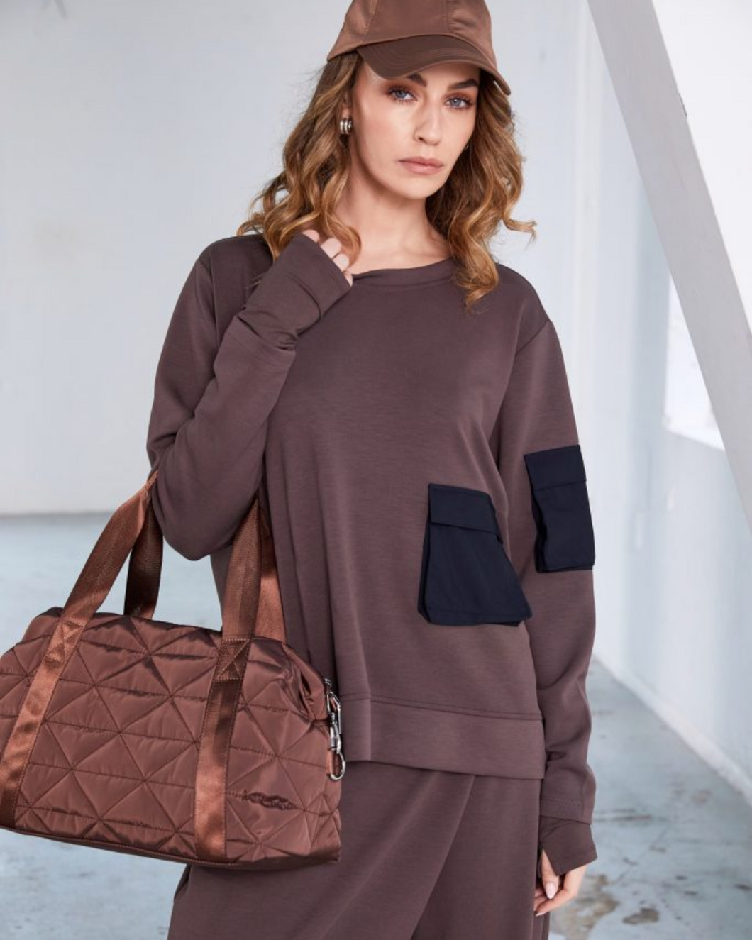 NAYA - NAW25 132 Sweatshirt Contrast Pocket