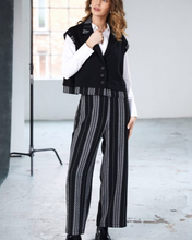 Load image into Gallery viewer, NAYA - NAW25 156 Jacket with Stripe
