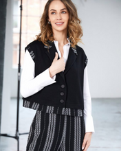 Load image into Gallery viewer, NAYA - NAW25 156 Jacket with Stripe
