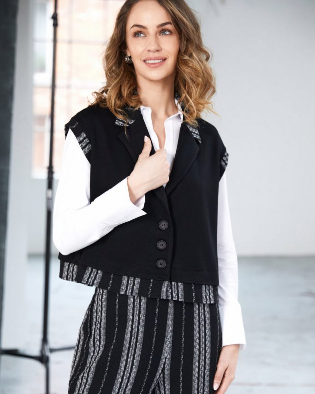 NAYA - NAW25 156 Jacket with Stripe