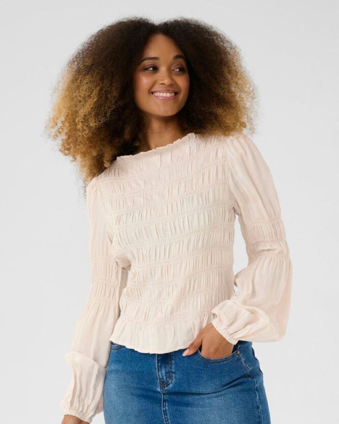 CREAM - HENVA BLOUSE - ANCIENT SCROLL