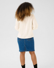 Load image into Gallery viewer, CREAM - VENEA JOA BLOUSE
