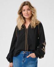 Load image into Gallery viewer, CREAM - JESSICA BLOUSE
