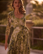 Load image into Gallery viewer, ‼️ 1 left ‼️ size 20 - Veni Infantino - 36056 -  Ivory / Green / Navy
