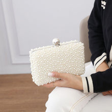 Load image into Gallery viewer, PCHA - 8177 -  Pearl Clutch Bag
