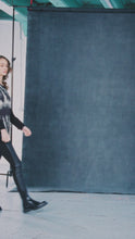 Load and play video in Gallery viewer, NAYA - NAW25 193 Print Top
