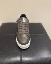 Load image into Gallery viewer, LUNAR - HYPE PEWTER TRAINER
