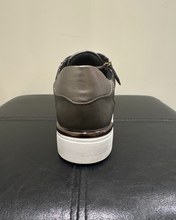 Load image into Gallery viewer, LUNAR - HYPE PEWTER TRAINER
