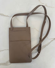 Load image into Gallery viewer, RINO &amp; PELLE - KARIA PHONE BAG LUSH
