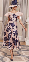 Load image into Gallery viewer, Size 10 - Veni Infantino - 992021 - Blush / Navy
