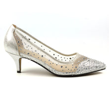Load image into Gallery viewer, LUNAR - ALISHA  - SILVER - LOW HEELED COURT SHOE - FLR559
