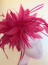 Load image into Gallery viewer, Snoxell &amp; Gwyther Fascinator - 1107

