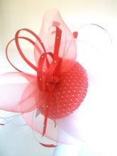 Load image into Gallery viewer, Snoxell &amp; Gwyther - SG 809 fascinator
