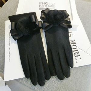 QB - PCHA - HA235 - pom pom bow gloves