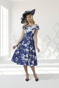 Size 10 - Occasions - VO8124 - Ivory/Navy